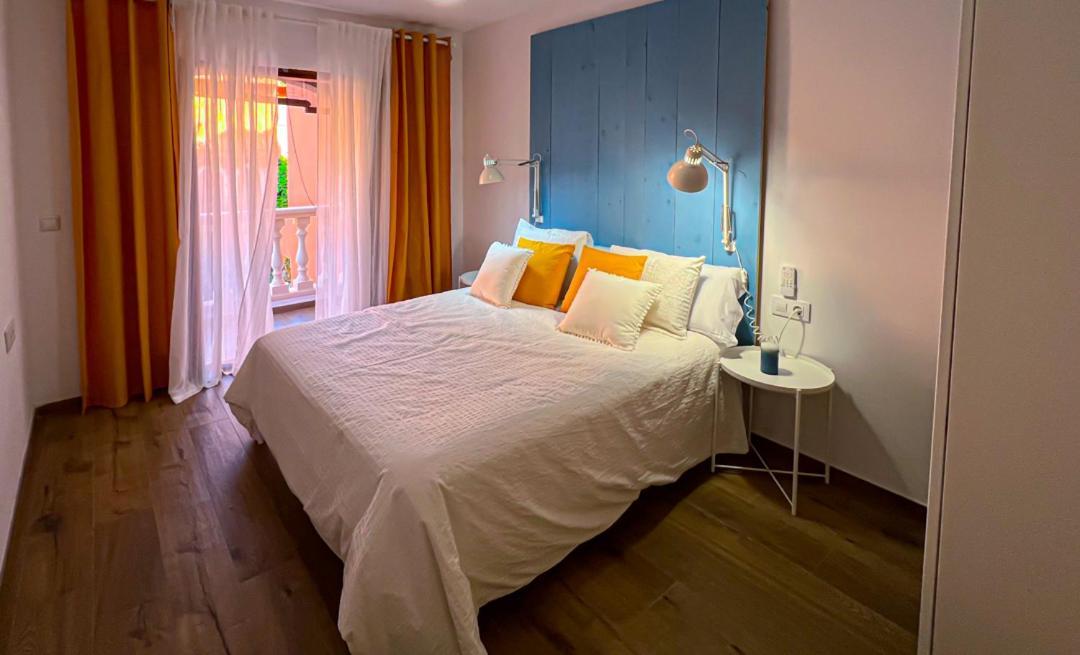 Apartamento En Cala Manzanera كاليبي المظهر الخارجي الصورة