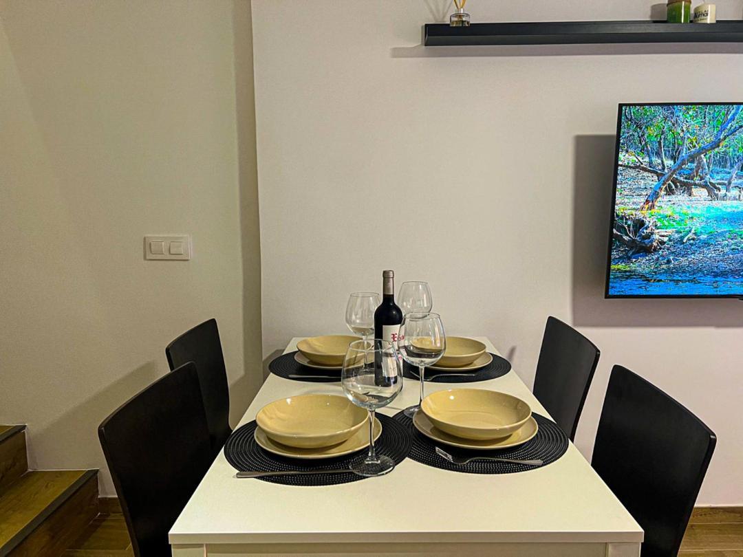Apartamento En Cala Manzanera كاليبي المظهر الخارجي الصورة
